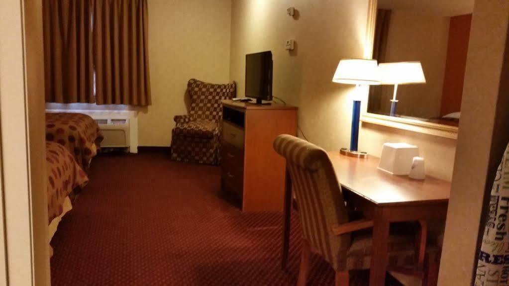 Americas Best Value Inn Ozark Exteriör bild